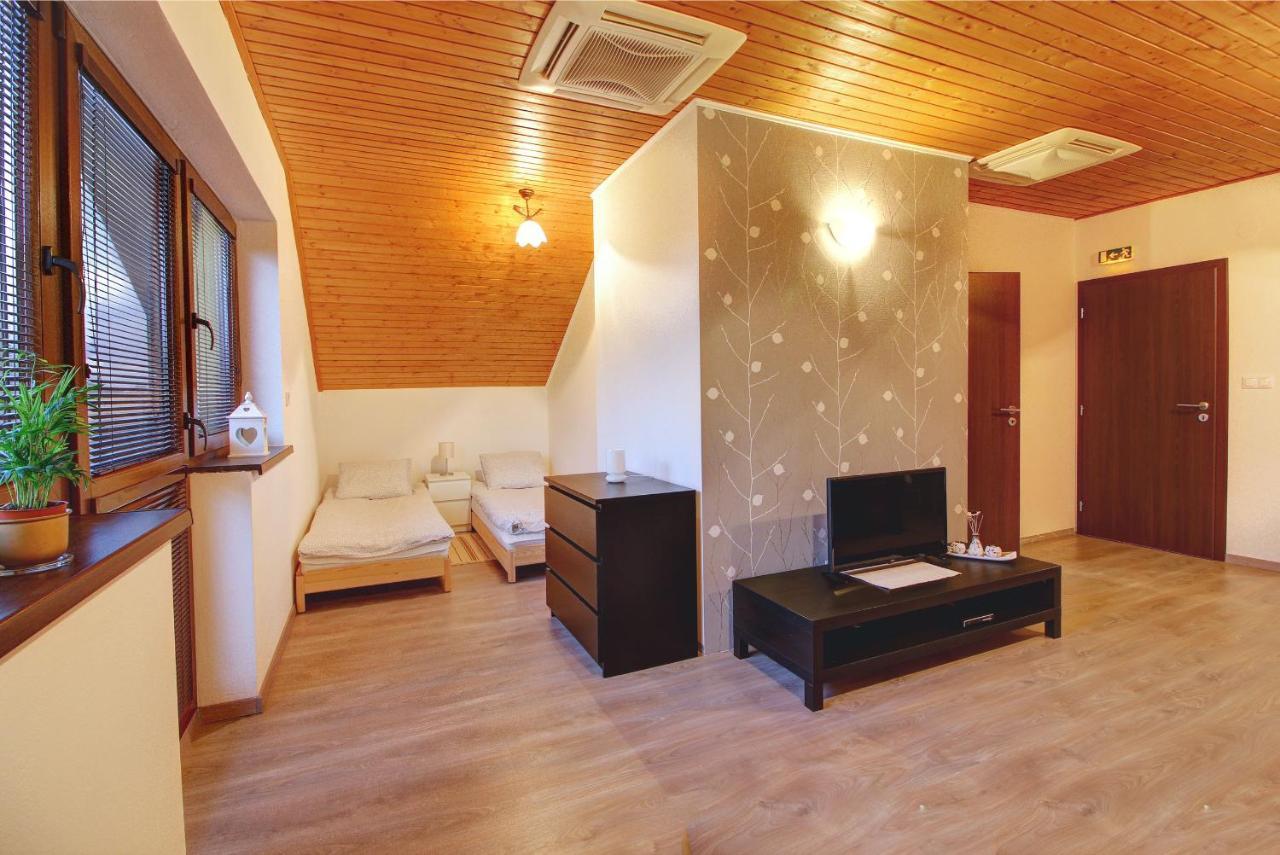 Apartments Novy Zivot Exterior photo